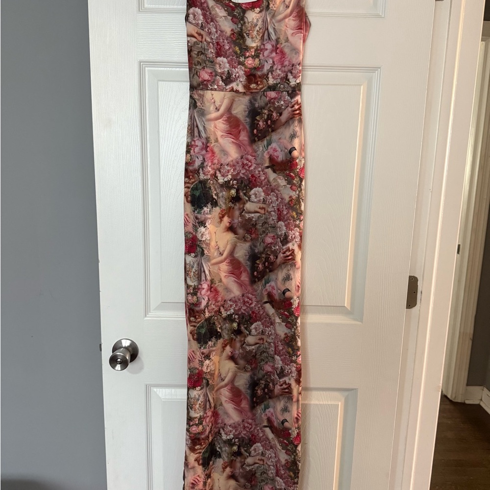 PrettyLittleThing Multicolor Floral Maxi Dress